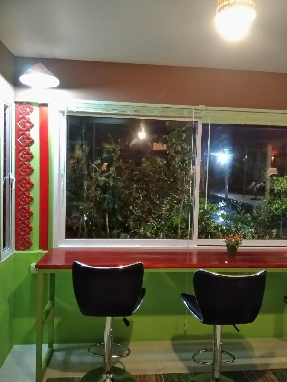 和平泳池度假酒店 Khun Han 外观 照片