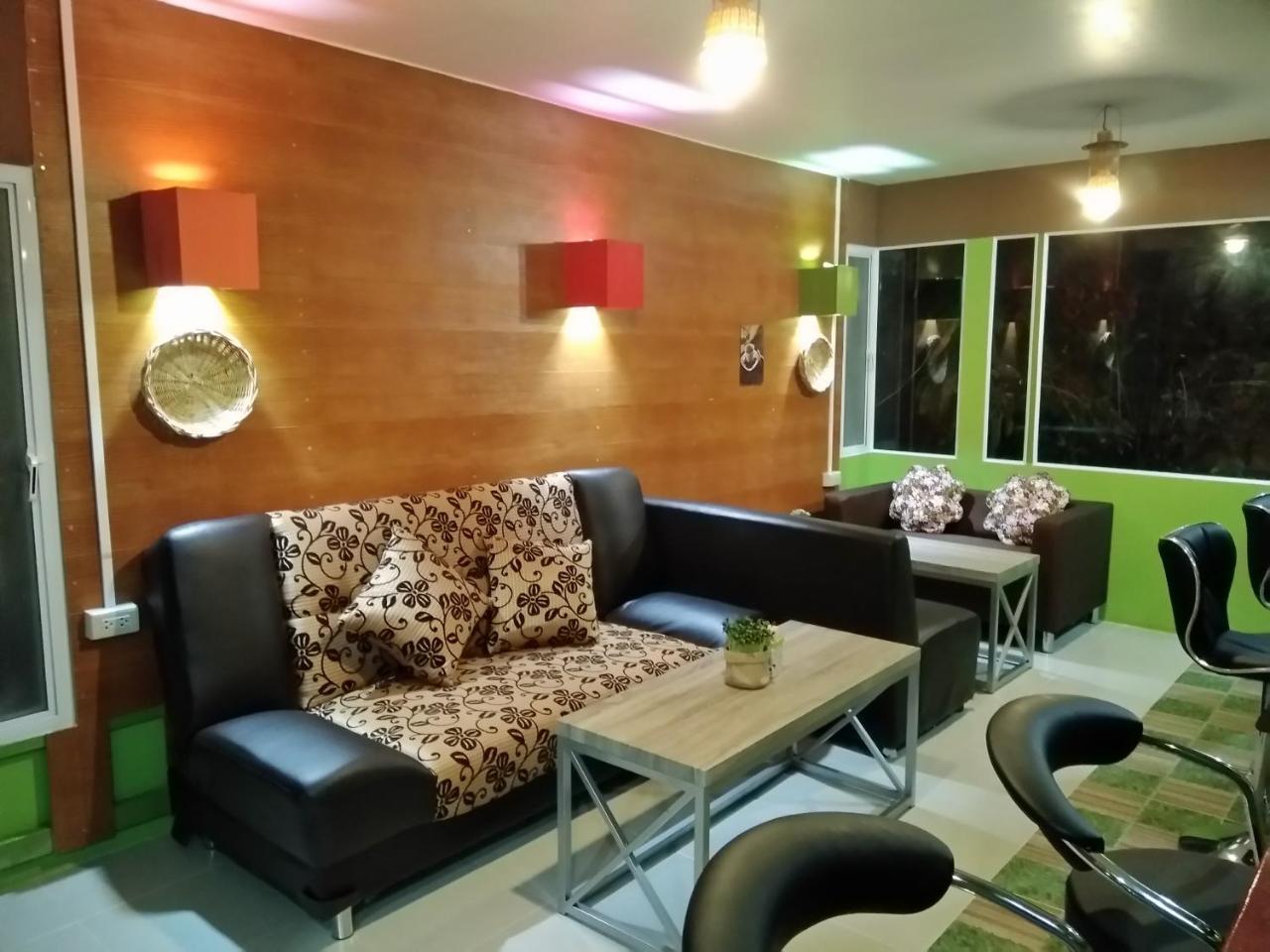 和平泳池度假酒店 Khun Han 外观 照片